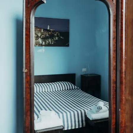 Casa Caracciolo *