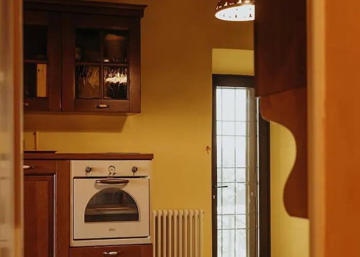 Πανσιόν Casa Caracciolo 4*